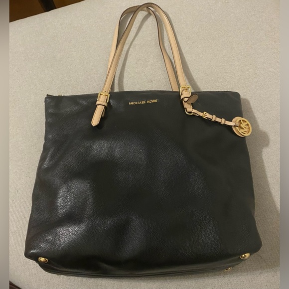 Micheal kors black leather tote bag - Picture 2 of 8